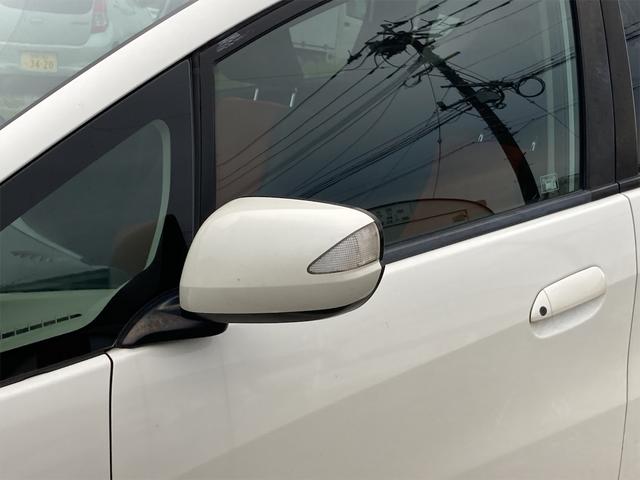 RS ETC バックカメラ ナビ TV アルミホイール オートライト HID DVD再生 CD フルフラット スマートキー 電動格納ミラー CVT 盗難防止システム 衝突安全ボディ(15枚目)