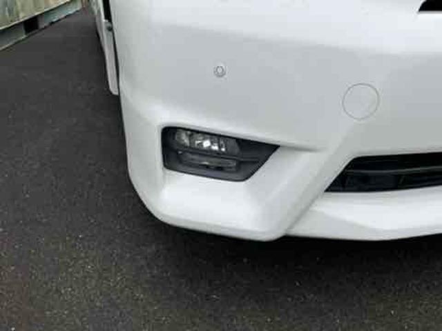 ヴェルファイア ２．４Ｚ　ＥＴＣ　バックカメラ　ナビ　ＴＶ　クリアランスソナー　電動スライドドア　ＨＩＤ　スマートキー　電動格納ミラー　後席モニター　３列シート　ＣＶＴ　アルミホイール　ＣＤ　盗難防止システム　衝突安全ボディ（23枚目）