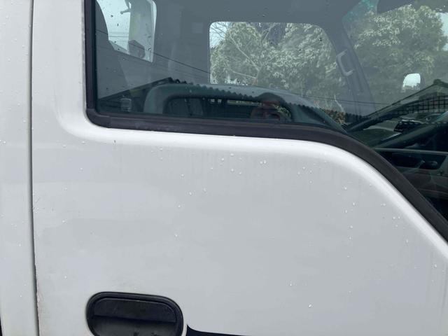 アトラストラック 　積載車　トラック　オートマチック車　ＥＴＣ　エアコン　パワーウィンドウ　運転席エアバッグ　走行距離６６３０３４ｋｍ　乗車定員３名（55枚目）