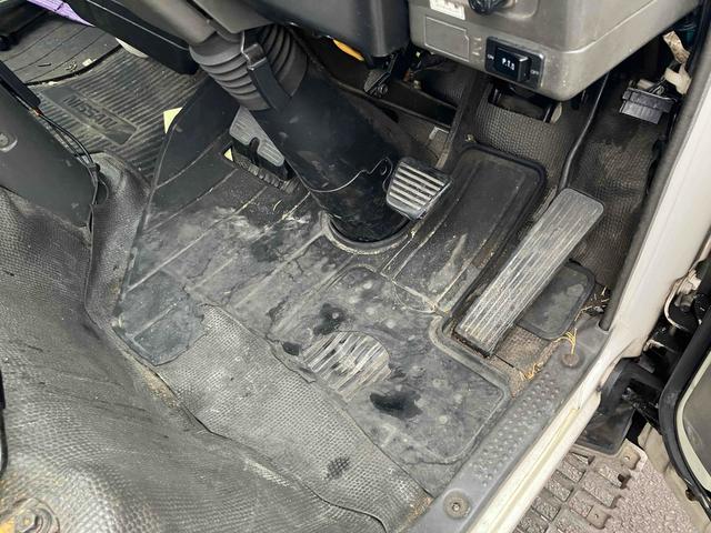 アトラストラック 　積載車　トラック　オートマチック車　ＥＴＣ　エアコン　パワーウィンドウ　運転席エアバッグ　走行距離６６３０３４ｋｍ　乗車定員３名（58枚目）