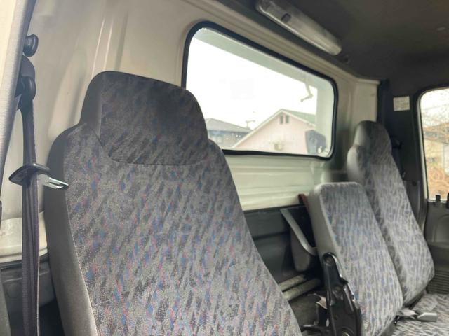 アトラストラック 　積載車　トラック　オートマチック車　ＥＴＣ　エアコン　パワーウィンドウ　運転席エアバッグ　走行距離６６３０３４ｋｍ　乗車定員３名（61枚目）