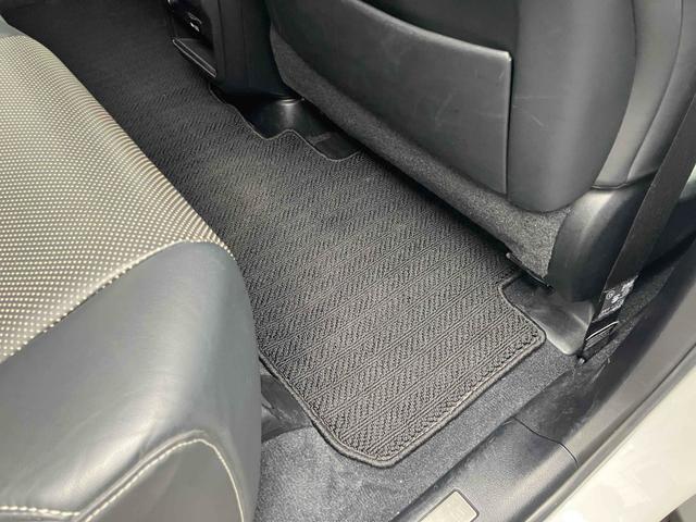 ＲＸ ＲＸ４５０ｈ　Ｆスポーツ　ドライブレコーダー　全周囲カメラ　クリアランスソナー　オートクルーズコントロール　レーンアシスト　パワーシート　衝突被害軽減システム　ナビ　ＴＶ　オートマチックハイビーム　オートライト（50枚目）