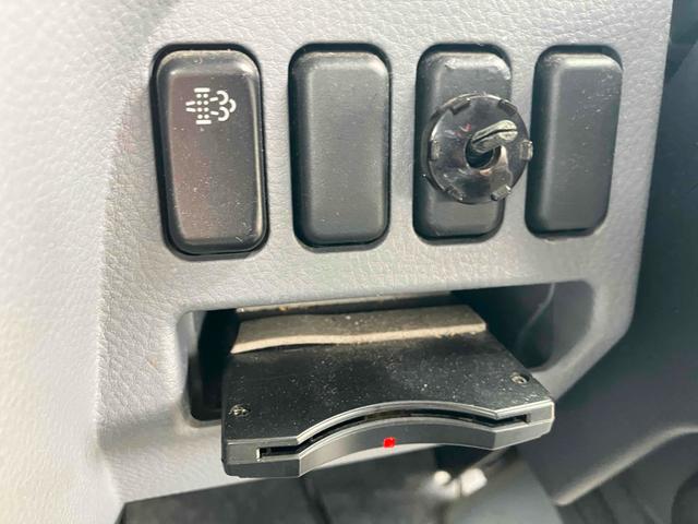 キャンター 　トラック　ＭＴ　後輪ダブル　ＥＴＣ　ナビ　ＴＶ　電動格納ミラー　エアコン　パワーウィンドウ　運転席エアバッグ　ＣＤ　Ｂｌｕｅｔｏｏｔｈ（54枚目）