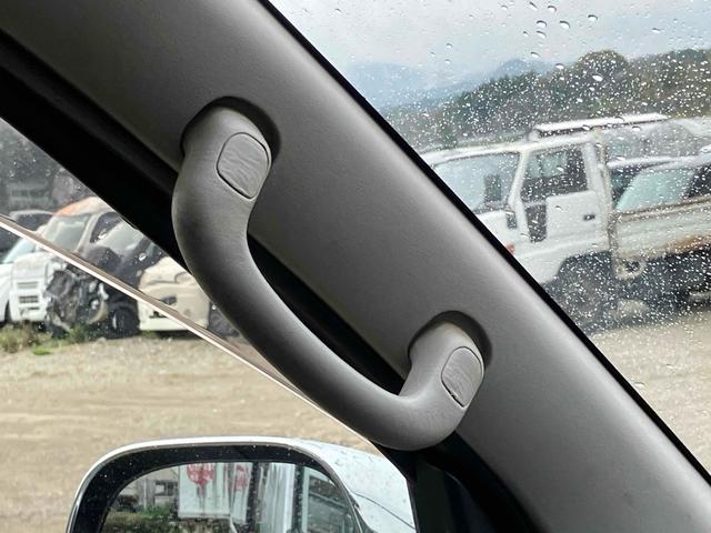 ご覧いただきありがとうございます♪気になったお車がありましたらお気軽にお電話をください♪