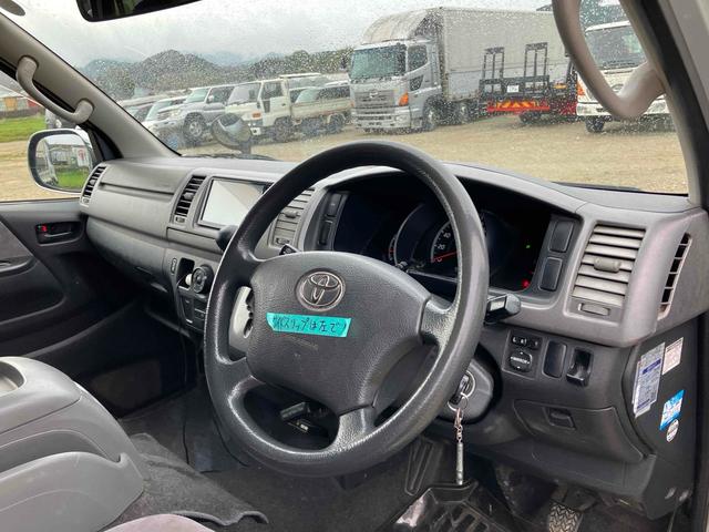 この度は当店のお車をご覧になっていただき、誠にありがとうございます。ぜひじっくりとご検討下さい。気軽にお問合せ・お見積りお待ちしております。