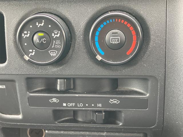 ハイエースワゴン ウェルキャブ　迎仕様車　ウェルキャブ　スライドドア　オートライト　電動格納ミラー　ＡＴ　ＣＤ　１００Ｖ電源　ＡＢＳ　エアコン（5枚目）