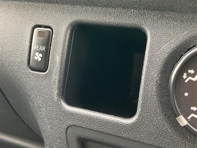 ハイエースワゴン ウェルキャブ　迎仕様車　ウェルキャブ　スライドドア　オートライト　電動格納ミラー　ＡＴ　ＣＤ　１００Ｖ電源　ＡＢＳ　エアコン（6枚目）