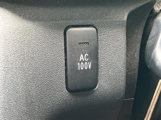 ハイエースワゴン ウェルキャブ　迎仕様車　ウェルキャブ　スライドドア　オートライト　電動格納ミラー　ＡＴ　ＣＤ　１００Ｖ電源　ＡＢＳ　エアコン（8枚目）