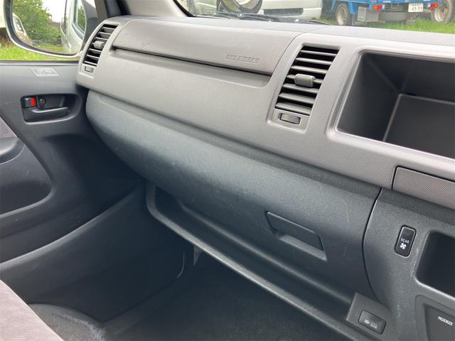 ハイエースワゴン ウェルキャブ　迎仕様車　ウェルキャブ　スライドドア　オートライト　電動格納ミラー　ＡＴ　ＣＤ　１００Ｖ電源　ＡＢＳ　エアコン（42枚目）