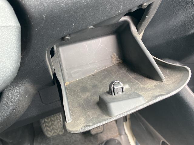 ハイエースワゴン ウェルキャブ　迎仕様車　ウェルキャブ　スライドドア　オートライト　電動格納ミラー　ＡＴ　ＣＤ　１００Ｖ電源　ＡＢＳ　エアコン（53枚目）