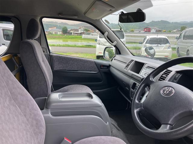 ハイエースワゴン ウェルキャブ　迎仕様車　ウェルキャブ　スライドドア　オートライト　電動格納ミラー　ＡＴ　ＣＤ　１００Ｖ電源　ＡＢＳ　エアコン（58枚目）