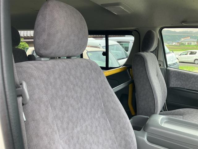 ハイエースワゴン ウェルキャブ　迎仕様車　ウェルキャブ　スライドドア　オートライト　電動格納ミラー　ＡＴ　ＣＤ　１００Ｖ電源　ＡＢＳ　エアコン（59枚目）