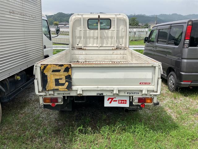 ダイナトラック 　トラック　６速マニュアル　エアコン　パワーステアリング　パワーウィンドウ　運転席エアバッグ　カセット　積載量１５００ｋｇ　ヘッドライトレベライザー（19枚目）