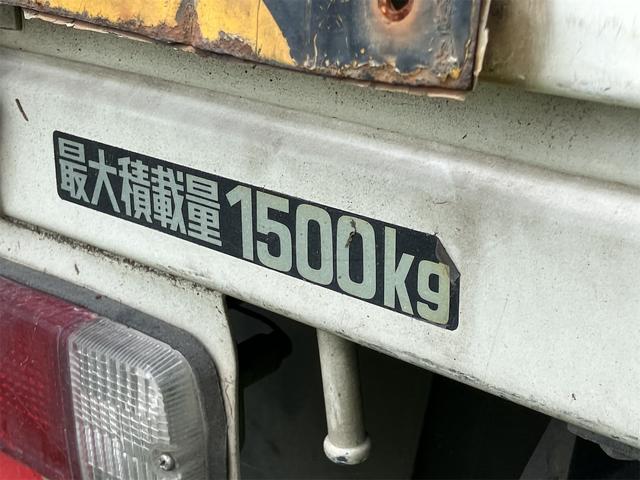 ダイナトラック 　トラック　６速マニュアル　エアコン　パワーステアリング　パワーウィンドウ　運転席エアバッグ　カセット　積載量１５００ｋｇ　ヘッドライトレベライザー（23枚目）