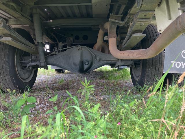 ダイナトラック 　トラック　６速マニュアル　エアコン　パワーステアリング　パワーウィンドウ　運転席エアバッグ　カセット　積載量１５００ｋｇ　ヘッドライトレベライザー（25枚目）