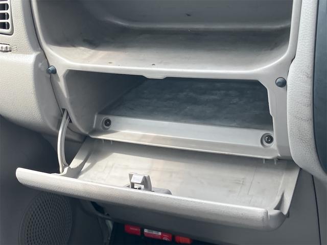 ダイナトラック 　トラック　６速マニュアル　エアコン　パワーステアリング　パワーウィンドウ　運転席エアバッグ　カセット　積載量１５００ｋｇ　ヘッドライトレベライザー（39枚目）