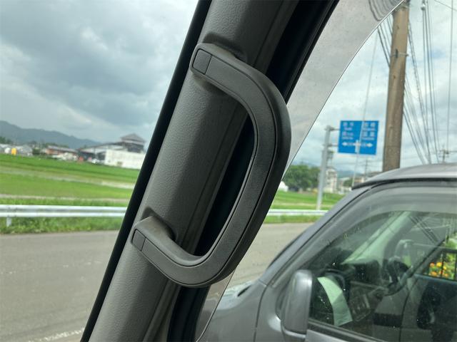 ダイナトラック 　トラック　６速マニュアル　エアコン　パワーステアリング　パワーウィンドウ　運転席エアバッグ　カセット　積載量１５００ｋｇ　ヘッドライトレベライザー（43枚目）