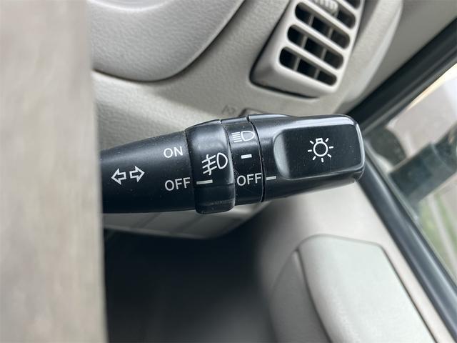 ダイナトラック 　トラック　６速マニュアル　エアコン　パワーステアリング　パワーウィンドウ　運転席エアバッグ　カセット　積載量１５００ｋｇ　ヘッドライトレベライザー（46枚目）
