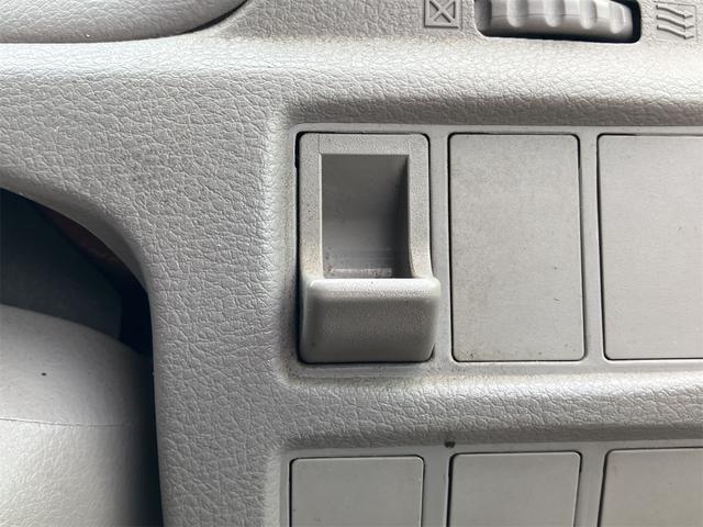 ダイナトラック 　トラック　６速マニュアル　エアコン　パワーステアリング　パワーウィンドウ　運転席エアバッグ　カセット　積載量１５００ｋｇ　ヘッドライトレベライザー（47枚目）