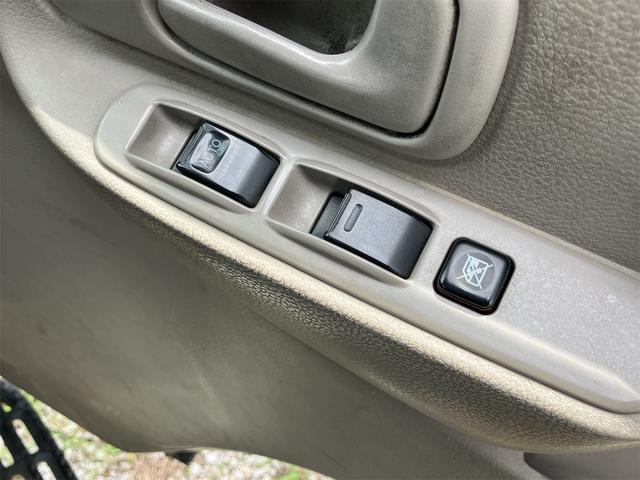 ダイナトラック 　トラック　６速マニュアル　エアコン　パワーステアリング　パワーウィンドウ　運転席エアバッグ　カセット　積載量１５００ｋｇ　ヘッドライトレベライザー（50枚目）