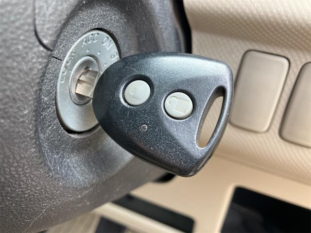 タントエグゼ Ｘスペシャル　キーレスエントリー　ＣＶＴ　盗難防止システム　ＡＢＳ　ＣＤ　ミュージックプレイヤー接続可　衝突安全ボディ　エアコン　パワーステアリング　パワーウィンドウ　運転席エアバッグ（6枚目）