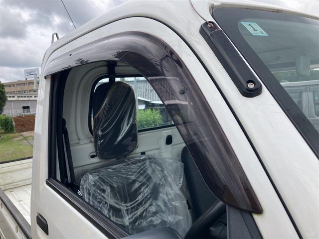 ハイゼットトラック スタンダード　４ＷＤ　５速マニュアル　エアコン　運転席エアバッグ　積載量３５０ｋｇ　ヘッドライトレベライザー（13枚目）