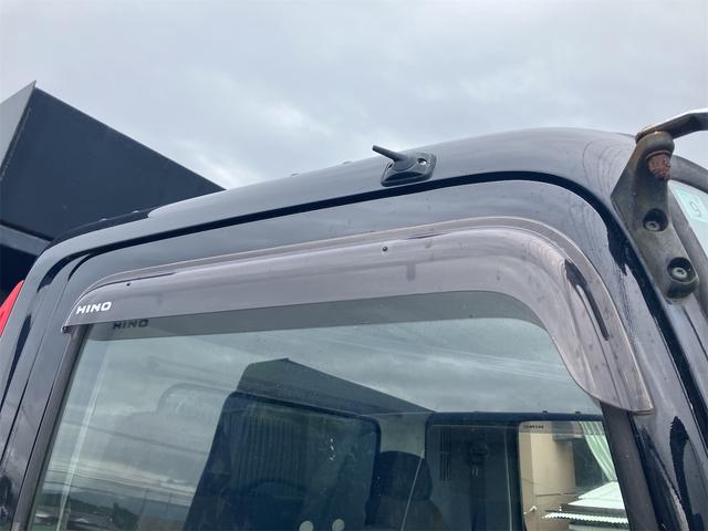 ヒノレンジャー ダンプ　３．４ｔダンプ　コボレーン　運転席エアバック　３方開　パワーウィンドウ　エアコン　６速マニュアル　　後輪ダブル　パワーステアリング（13枚目）