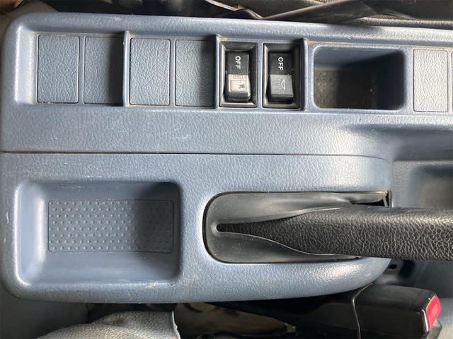 ヒノレンジャー ダンプ　３．４ｔダンプ　コボレーン　運転席エアバック　３方開　パワーウィンドウ　エアコン　６速マニュアル　　後輪ダブル　パワーステアリング（40枚目）