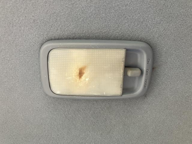 ヒノレンジャー ダンプ　３．４ｔダンプ　コボレーン　運転席エアバック　３方開　パワーウィンドウ　エアコン　６速マニュアル　　後輪ダブル　パワーステアリング（43枚目）