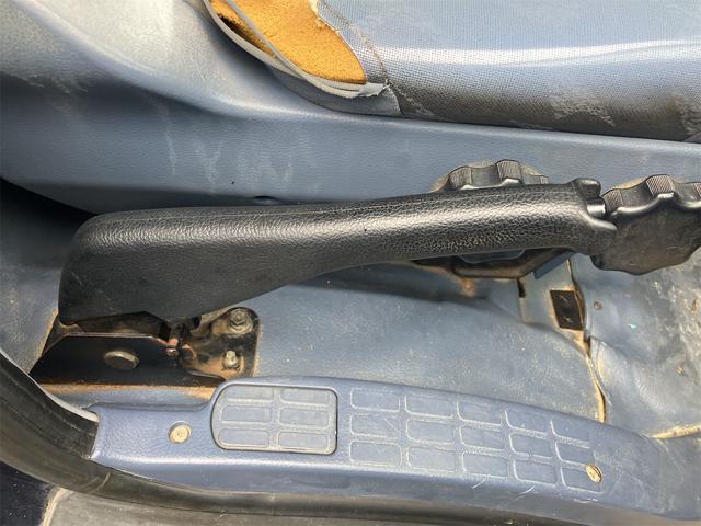 ヒノレンジャー ダンプ　３．４ｔダンプ　コボレーン　運転席エアバック　３方開　パワーウィンドウ　エアコン　６速マニュアル　　後輪ダブル　パワーステアリング（56枚目）