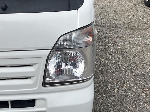 キャリイトラック ＫＣエアコン・パワステ　４ＷＤ　ＡＴ　衝突被害軽減システム　ＥＴＣ　スマートキー　盗難防止システム　エアコン　運転席エアバッグ　助手席エアバッグ　三方開（8枚目）