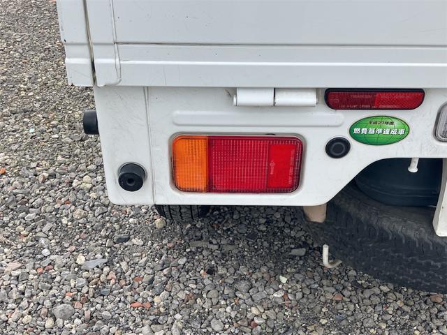 キャリイトラック ＫＣエアコン・パワステ　４ＷＤ　ＡＴ　衝突被害軽減システム　ＥＴＣ　スマートキー　盗難防止システム　エアコン　運転席エアバッグ　助手席エアバッグ　三方開（21枚目）