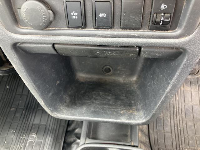 キャリイトラック ＫＣエアコン・パワステ　４ＷＤ　ＡＴ　衝突被害軽減システム　ＥＴＣ　スマートキー　盗難防止システム　エアコン　運転席エアバッグ　助手席エアバッグ　三方開（37枚目）