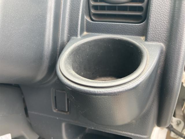 キャリイトラック ＫＣエアコン・パワステ　４ＷＤ　ＡＴ　衝突被害軽減システム　ＥＴＣ　スマートキー　盗難防止システム　エアコン　運転席エアバッグ　助手席エアバッグ　三方開（51枚目）