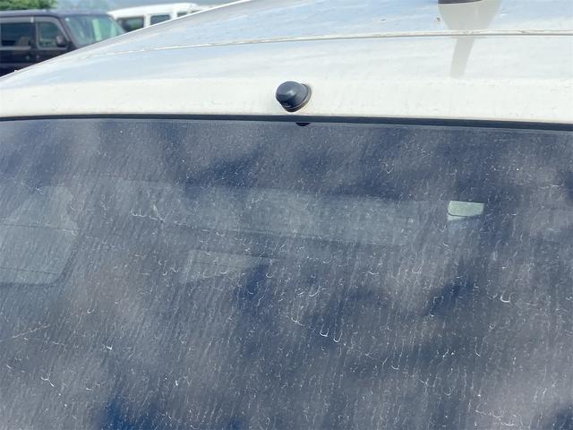 フィットハイブリッド スマートセレクション ハイブリッド オートクルーズコントロール オートライト HID スマートキー 電動格納ミラー CVT レンタカーアップ 盗難防止システム 衝突安全ボディ CD USB ABS エアコン(31枚目)