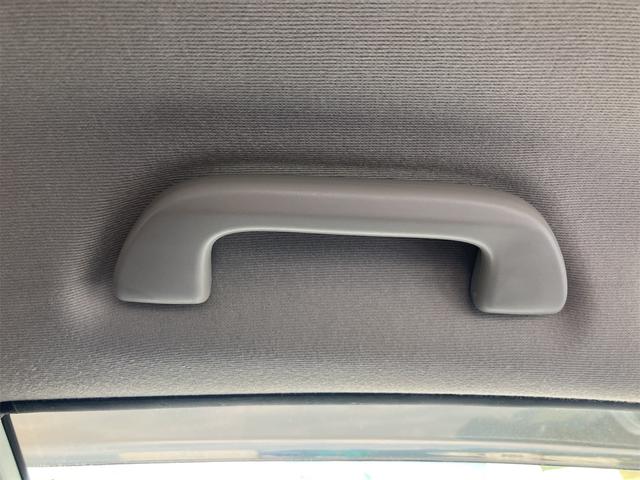 フィットハイブリッド スマートセレクション ハイブリッド オートクルーズコントロール オートライト HID スマートキー 電動格納ミラー CVT レンタカーアップ 盗難防止システム 衝突安全ボディ CD USB ABS エアコン(51枚目)