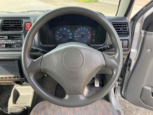 ジムニー ＸＡ　４ＷＤ　メモリーナビ　フルセグＴＶ　ＭＴ　ＡＢＳ　ＣＤ　ＤＶＤ再生　ＵＳＢ　衝突安全ボディ　エアコン　パワーステアリング　パワーウィンドウ（3枚目）