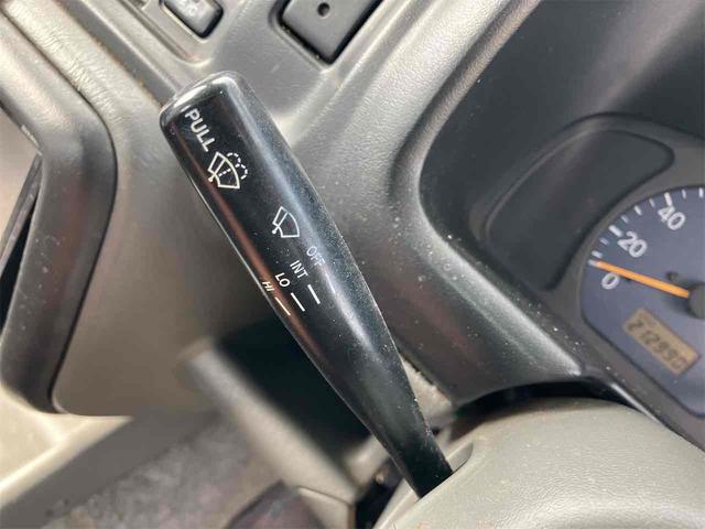 ジムニー ＸＡ　４ＷＤ　メモリーナビ　フルセグＴＶ　ＭＴ　ＡＢＳ　ＣＤ　ＤＶＤ再生　ＵＳＢ　衝突安全ボディ　エアコン　パワーステアリング　パワーウィンドウ（7枚目）