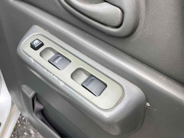 ジムニー ＸＡ　４ＷＤ　メモリーナビ　フルセグＴＶ　ＭＴ　ＡＢＳ　ＣＤ　ＤＶＤ再生　ＵＳＢ　衝突安全ボディ　エアコン　パワーステアリング　パワーウィンドウ（11枚目）