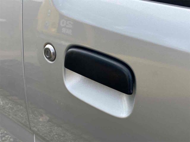 ジムニー ＸＡ　４ＷＤ　メモリーナビ　フルセグＴＶ　ＭＴ　ＡＢＳ　ＣＤ　ＤＶＤ再生　ＵＳＢ　衝突安全ボディ　エアコン　パワーステアリング　パワーウィンドウ（26枚目）