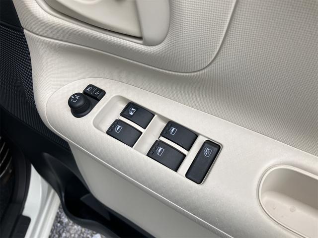 ムーヴキャンバス Ｘリミテッド　ＳＡＩＩ　バックカメラ　両側電動スライドドア　ナビ　ＴＶ　クリアランスソナー　衝突被害軽減システム　オートライト　スマートキー　アイドリングストップ　電動格納ミラー　ベンチシート　ＣＶＴ　盗難防止システム（11枚目）