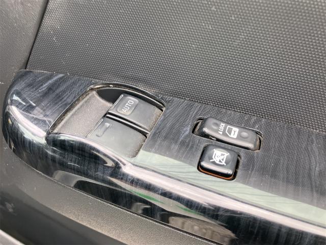 ハイエースワゴン ETC バックカメラ 10人乗り ナビ TV クリアランスソナー 電動スライドドア キーレスエントリー 電動格納ミラー 後席モニター AT CD DVD再生 100V電源 エアコン パワーステアリング(11枚目)