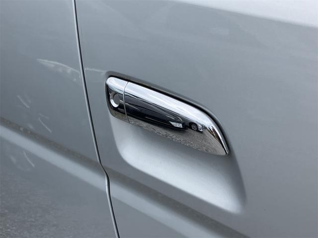 ハイエースワゴン ETC バックカメラ 10人乗り ナビ TV クリアランスソナー 電動スライドドア キーレスエントリー 電動格納ミラー 後席モニター AT CD DVD再生 100V電源 エアコン パワーステアリング(26枚目)