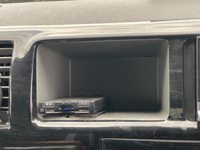 ハイエースワゴン ETC バックカメラ 10人乗り ナビ TV クリアランスソナー 電動スライドドア キーレスエントリー 電動格納ミラー 後席モニター AT CD DVD再生 100V電源 エアコン パワーステアリング(41枚目)