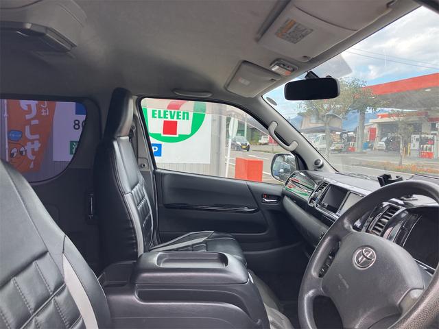 ハイエースワゴン ETC バックカメラ 10人乗り ナビ TV クリアランスソナー 電動スライドドア キーレスエントリー 電動格納ミラー 後席モニター AT CD DVD再生 100V電源 エアコン パワーステアリング(63枚目)