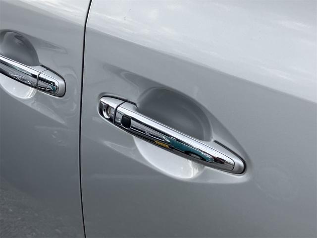 ヴェルファイア 2.4Z ETC バックカメラ ナビ クリアランスソナー 両側電動スライドドア オートライト HID スマートキー 電動格納ミラー 後席モニター CVT アルミホイール CD DVD再生 Bluetooth(31枚目)