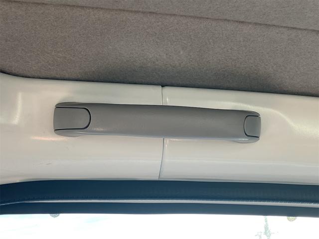 ハイゼットカーゴ スペシャルクリーン　ＡＴ　ドライブレコーダー　ＥＴＣ　ナビ　両側スライドドア　アイドリングストップ　エアコン　パワーステアリング　運転席エアバッグ　助手席エアバッグ　ＣＤ　ＵＳＢ（40枚目）