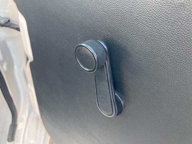 ハイゼットカーゴ スペシャルクリーン　ＡＴ　ドライブレコーダー　ＥＴＣ　ナビ　両側スライドドア　アイドリングストップ　エアコン　パワーステアリング　運転席エアバッグ　助手席エアバッグ　ＣＤ　ＵＳＢ（53枚目）