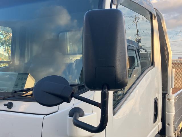 エルフトラック 　トラック　パワーゲート付　６速マニュアル　荷台内寸４３７０×２０８０×３８０後輪ダブル　ＥＴＣ　バックカメラ　キーレスエントリー　電動格納ミラー　エアコン　パワーステアリング（7枚目）