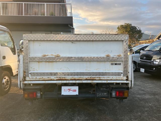 エルフトラック 　トラック　パワーゲート付　６速マニュアル　荷台内寸４３７０×２０８０×３８０後輪ダブル　ＥＴＣ　バックカメラ　キーレスエントリー　電動格納ミラー　エアコン　パワーステアリング（20枚目）